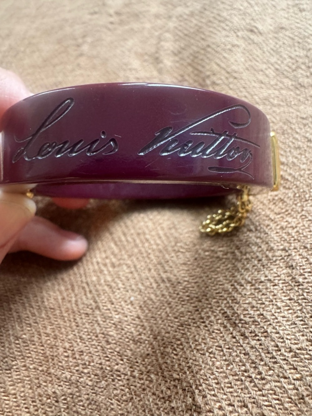 Louis Vuitton Burgundy and Gold Bracelet with Logo Plate - Picture 2 of 7